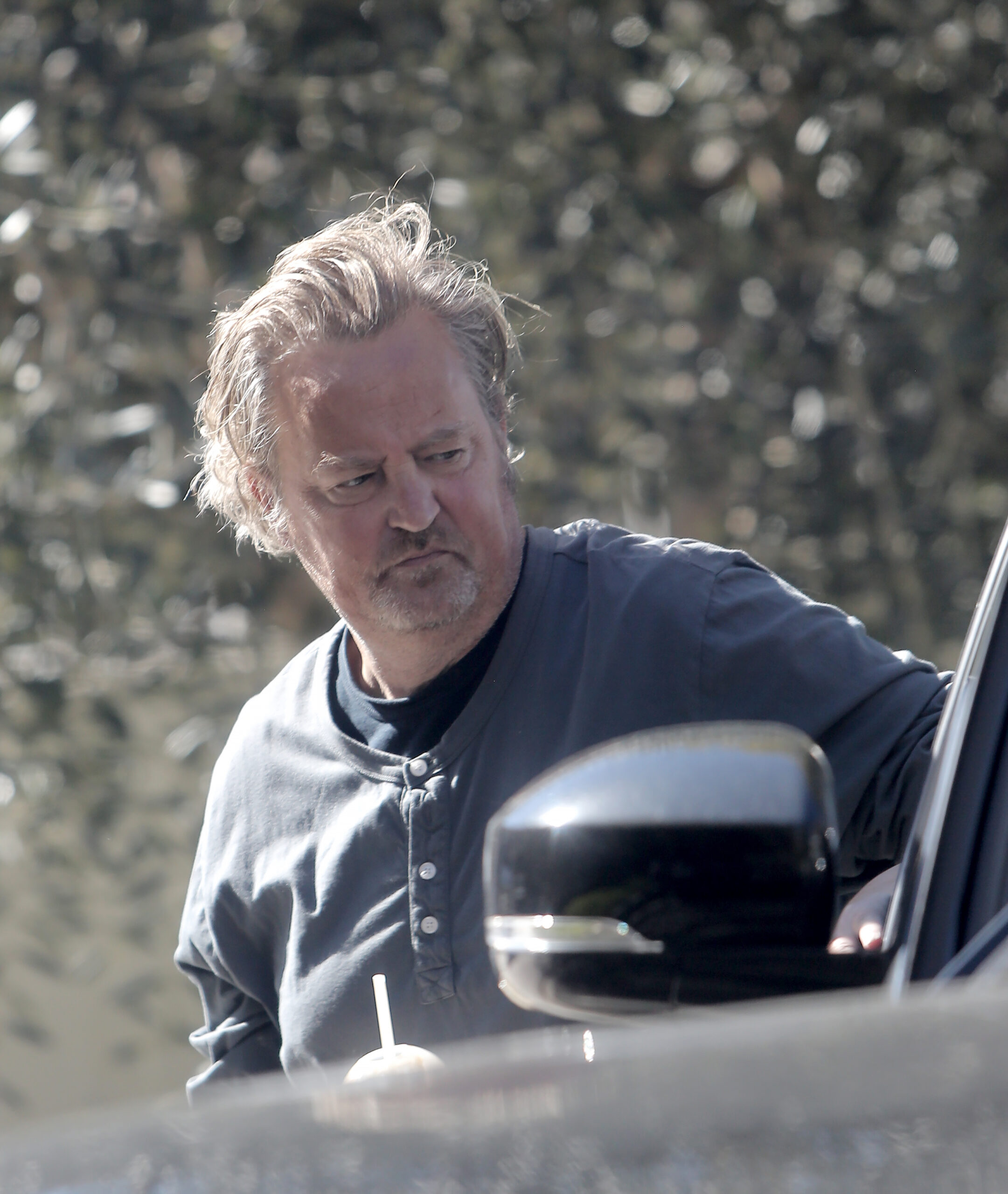 Matthew Perry Sparks Concern With Disheveled Appearance Australian News ...