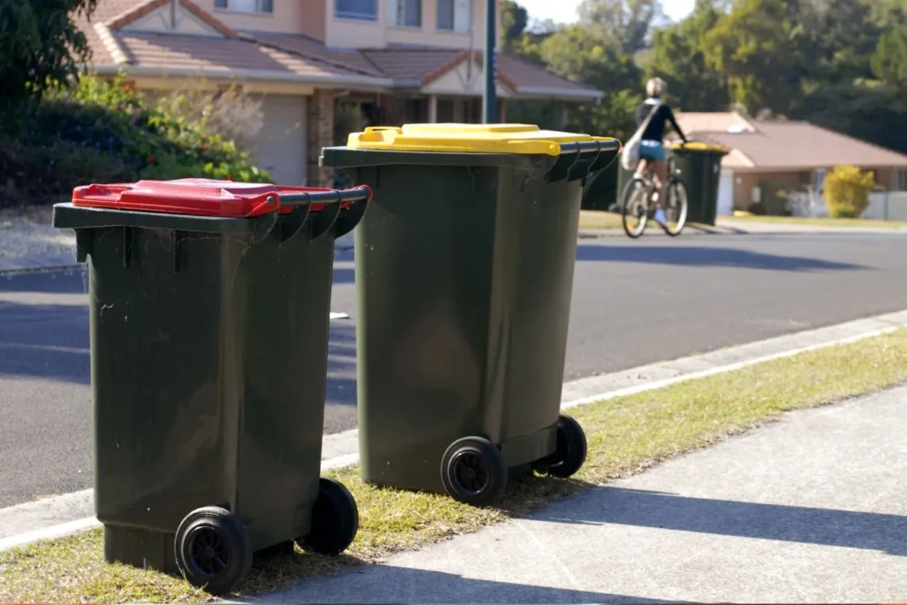 Opinions Divided After Aussies ‘Educated’ On Proper Rubbish Disposal