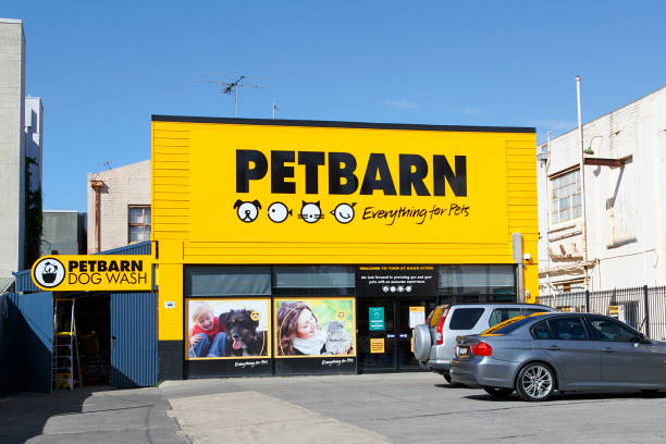 Aussie “The Goldfish Gobbler” Charged After Eating Live Fish in Petbarn