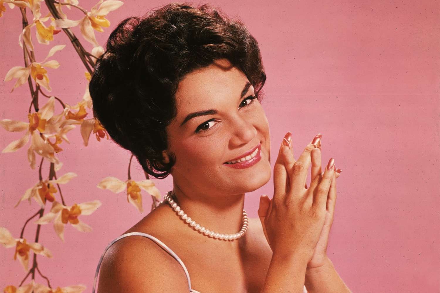 Beloved Singer Connie Francis DEAD at 87 TRAGEDY image 2