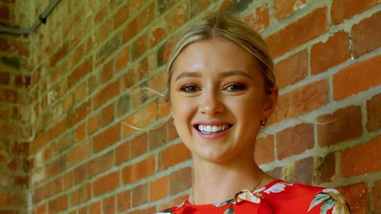 Self Proclaimed 'Anti-Vax', 23, Dies From Cancer After Refusing Chemotherapy second image