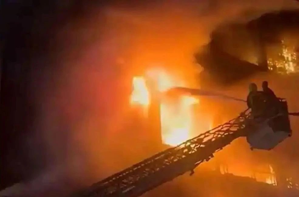 Shopping Centre Inferno Kills Over 60