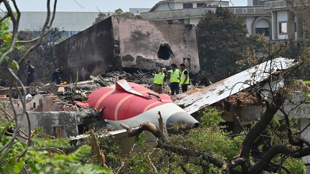 Air India Plane Crash Probe Uncovers Pilot’S Fuel Switch Failure