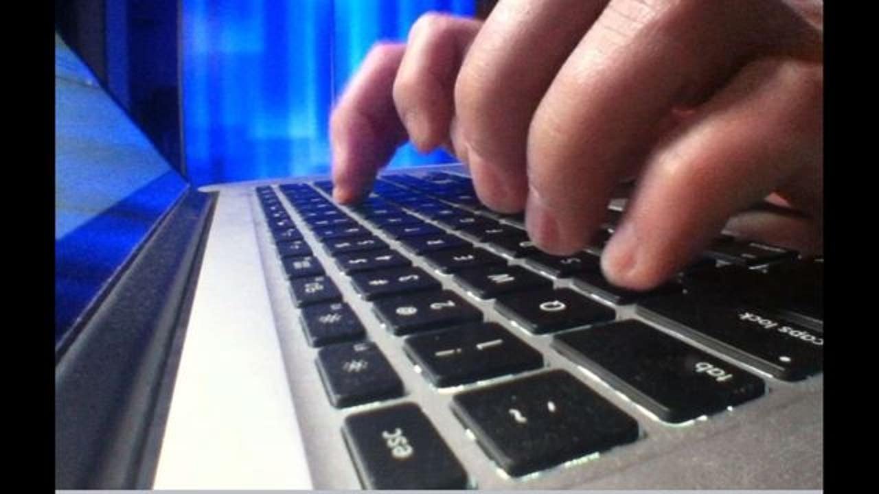 Clive Palmer HACKED Major Bank Security RISK Exposed image 2