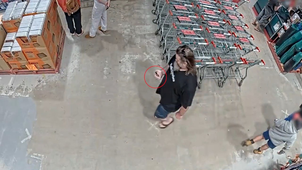 'Prannkster' JAILED After Spraying Chilli In Eyes Of 11 Shoppers In Bunnings image 2