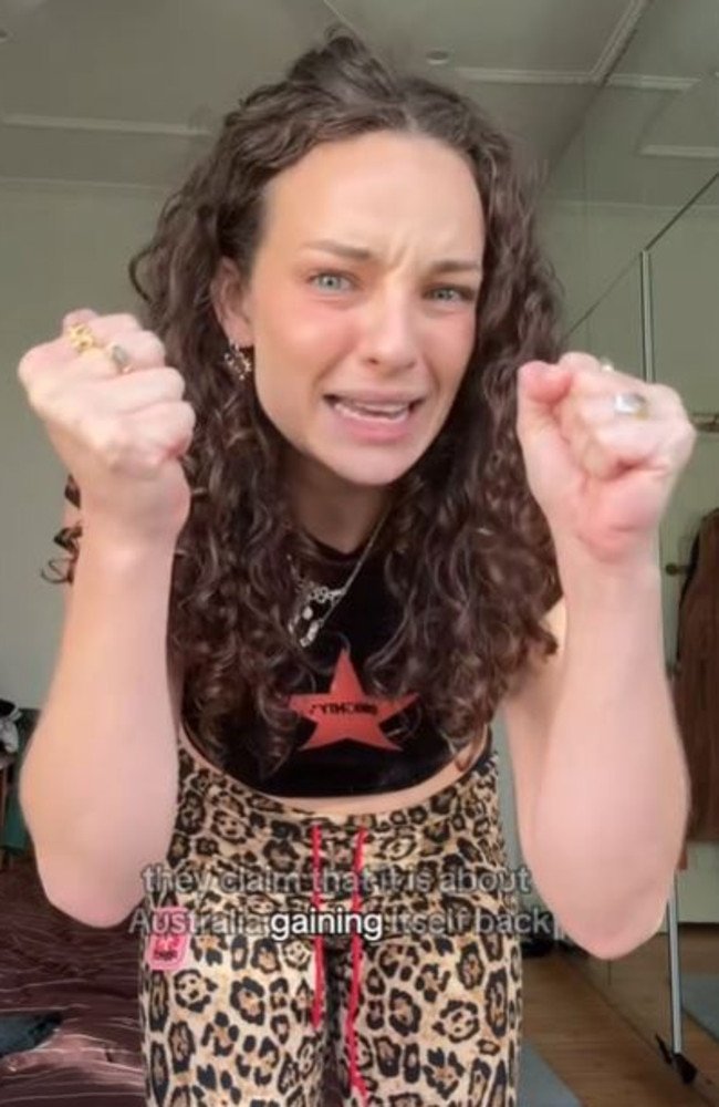 Abbie Chatfield Slams Upcoming Mass Immigration Protest second image