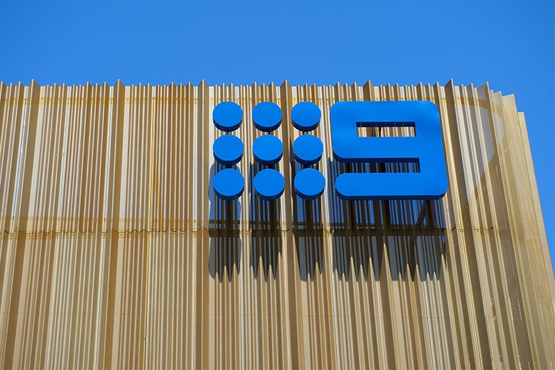 Ex Channel Nine Top Host Jumps Ship To Rival Network