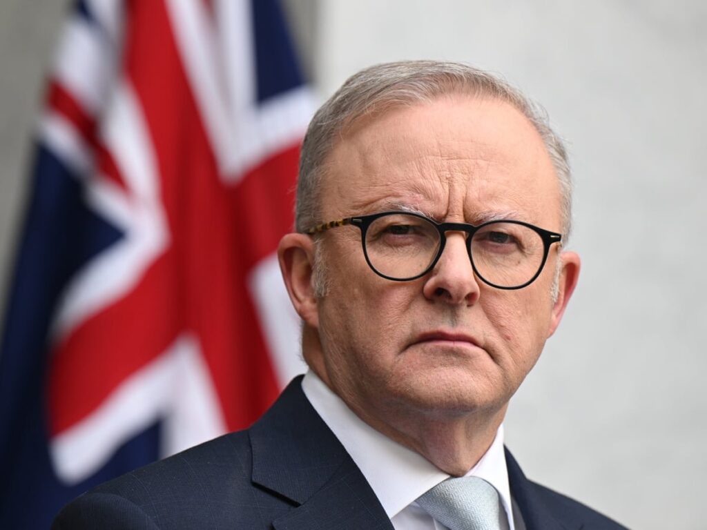 Hundreds Of Criminals Shipped Out Of Australia In A Huge Move