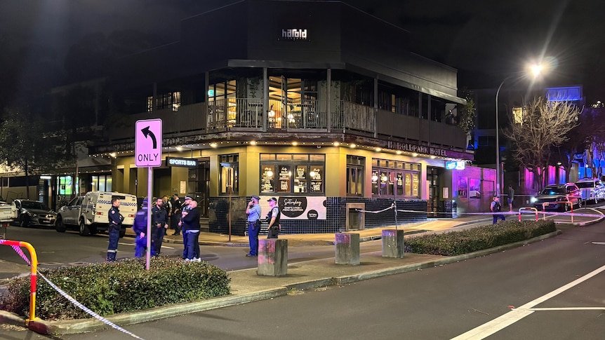 One Killed In Pub Shooting In Australia second image
