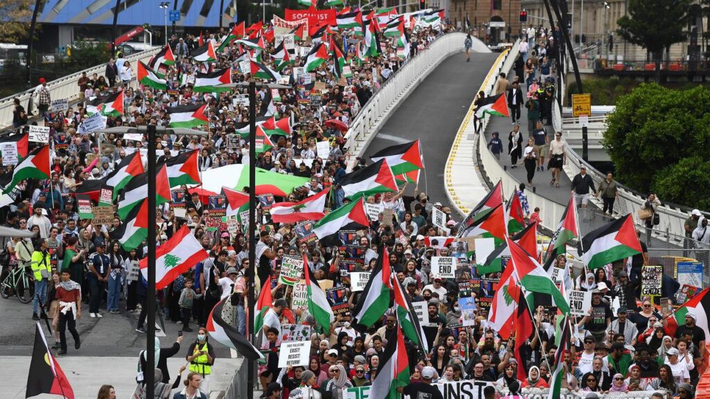 Police Vow Action If Pro-palestine March Blocks Bridge