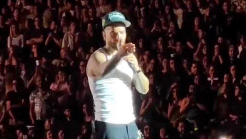 Singer Stops Show After Noticing Fan Holding Baby Without Ear Protection