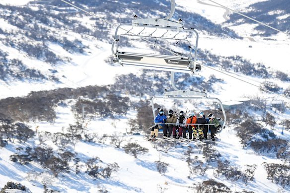 Snowboarder Dead After Perisher Tragic Accident second image
