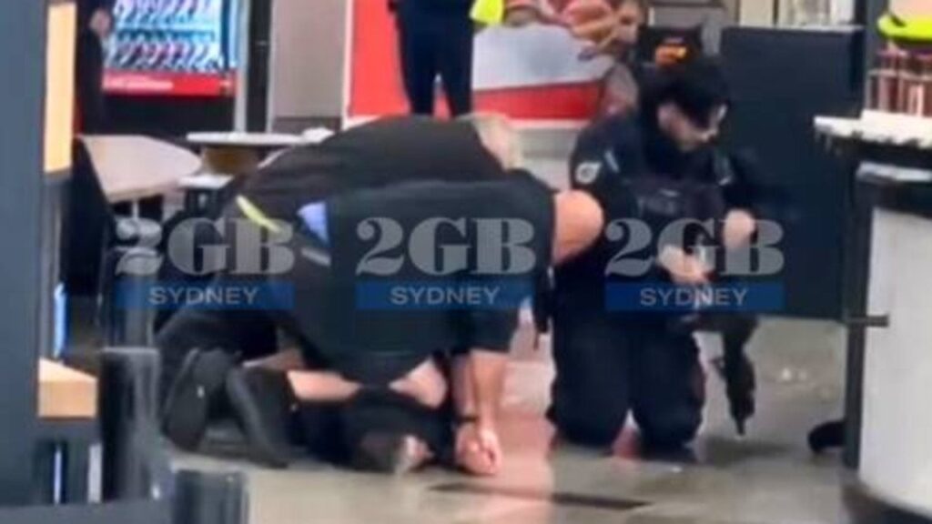 Sydney Airport Plunge Into Lockdown