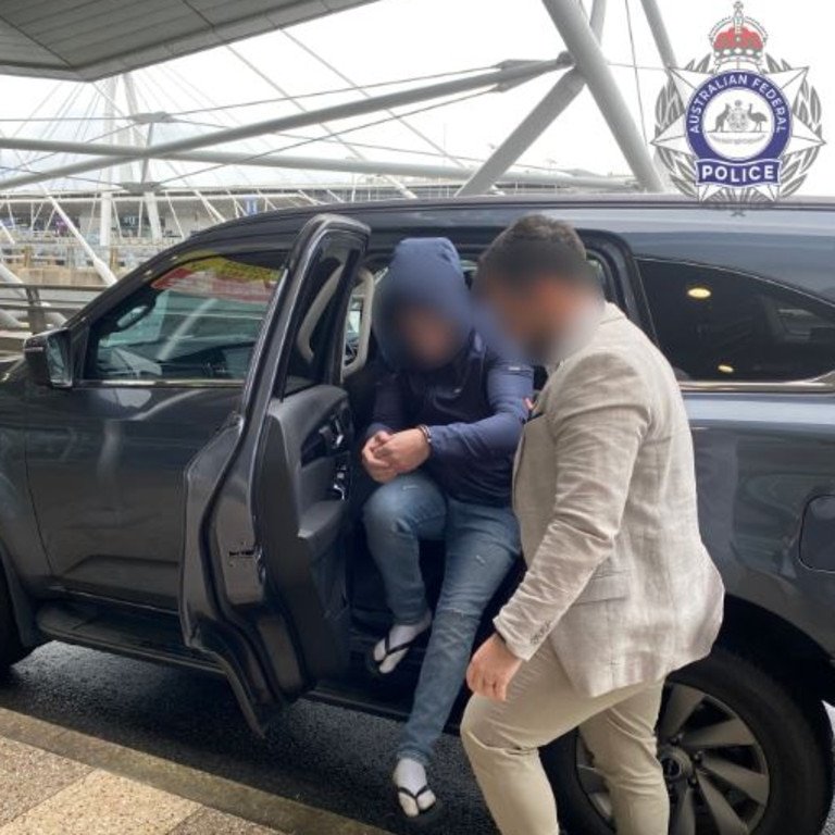 Man Escapes Australian Detention Centre Using Bedsheets