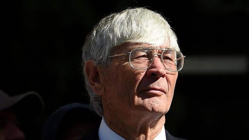 Dick Smith Hits Out At Staggering Number Of Migrants Entering Australia