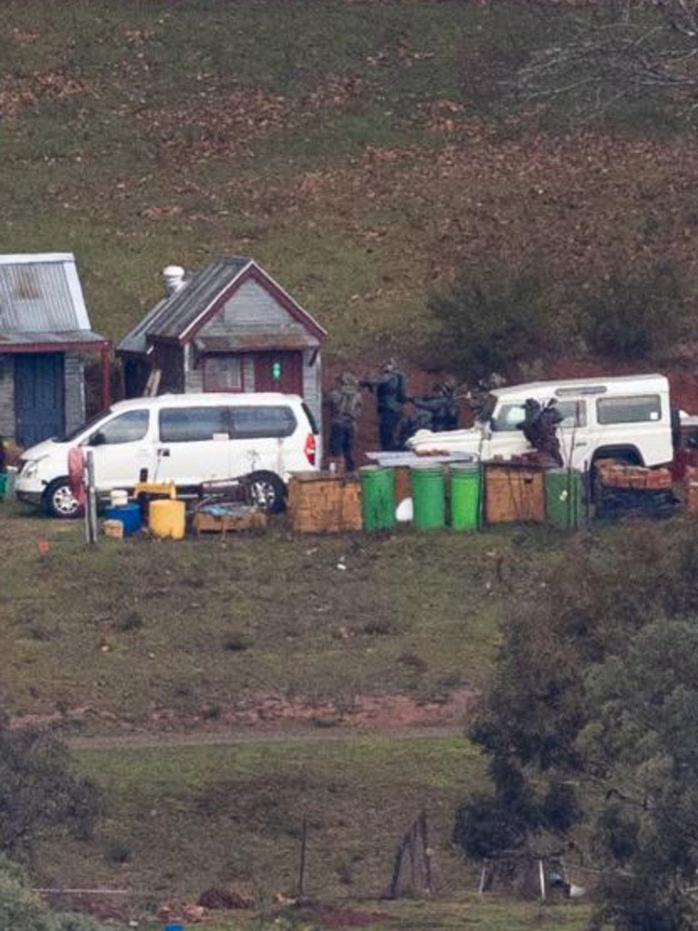 Police Decends On Small Aussie Street In Search For Dezi Freeman second image