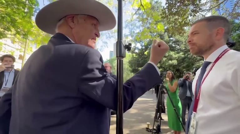 Senator Who Once Held Dead Fish Calls For Bob Katter To Resign