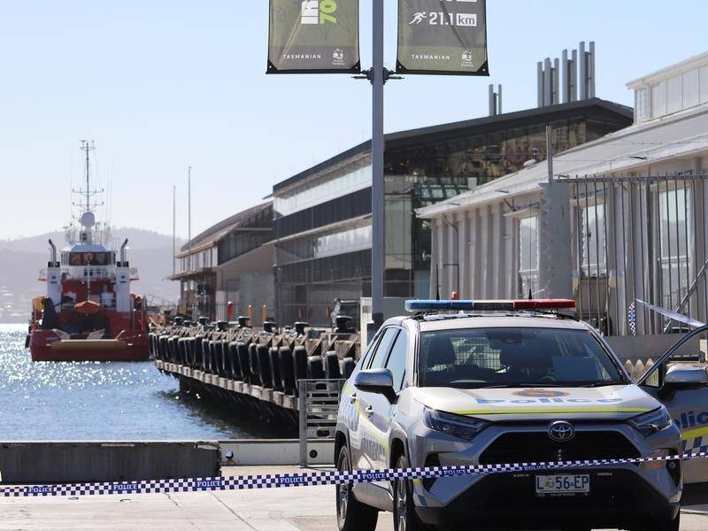 Teenager Who Pushed Man Off Hobart Wharf Pleads Guilty To Manslaughter second image