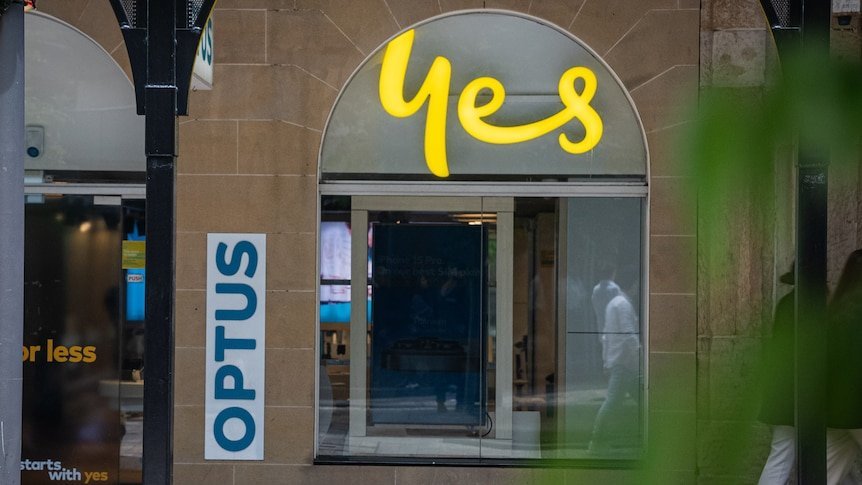 'beggars Belief' That Optus Didn't Provide Details About Triple-0 Outage Deaths second image