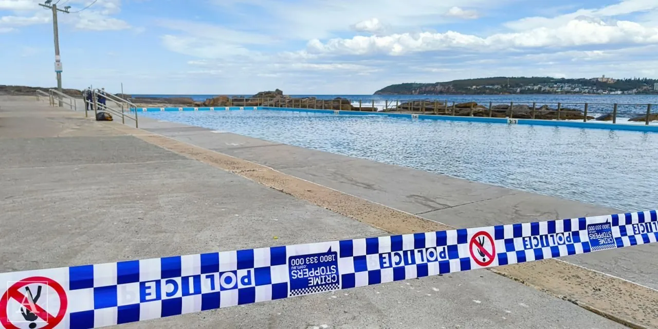 Sydney Swimmer In His 60s Dies After Being Pulled Unresponsive From Freshwater Beach Rockpool second image