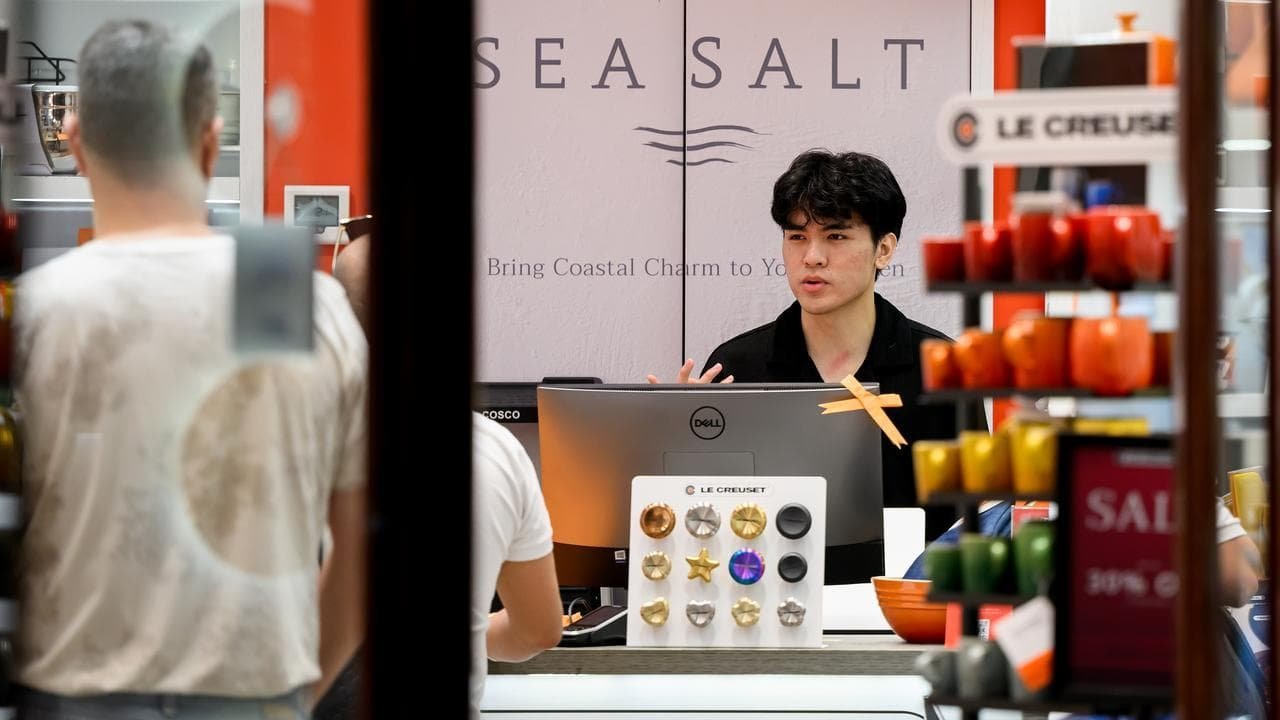 Violent Thugs Banned from SA Shops Under New Protection Orders second image