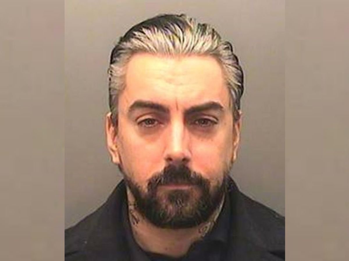 Rockstar Ian Watkins Brutally Killed in Prison Cell second image
