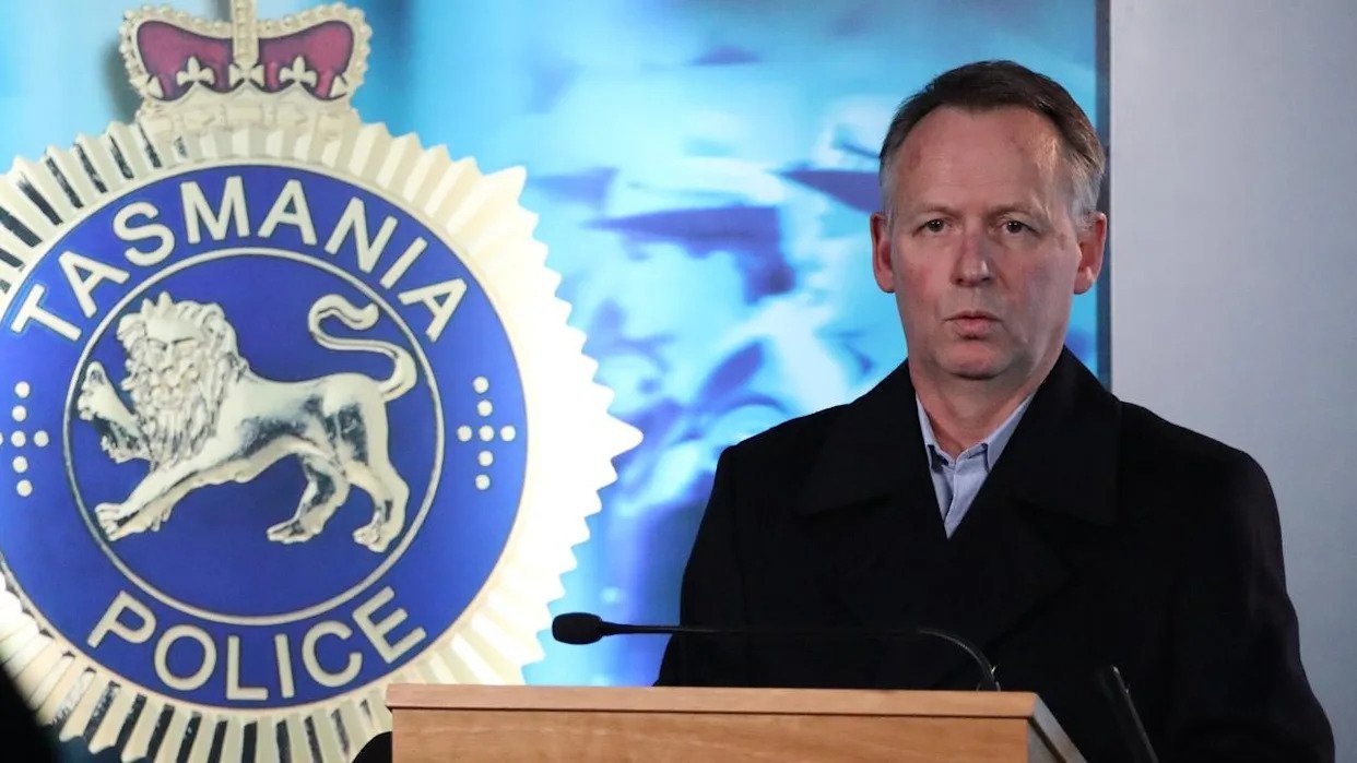 Tasmanian Siege Horror Woman Fires on Cops in Deadly Ambush second image