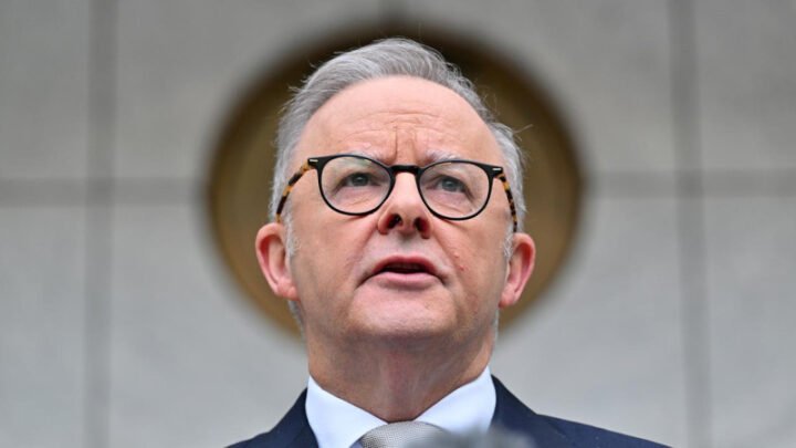 CHAOS ERUPTS Outside PM's Sydney Home as Man Is Dragged Away by Police Force second image