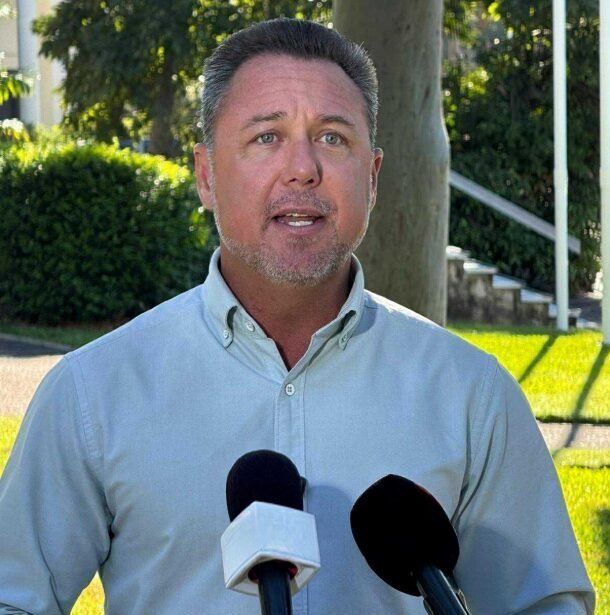 SHOCK RESIGNATION ROCKS QUEENSLAND PARLIAMENT second image