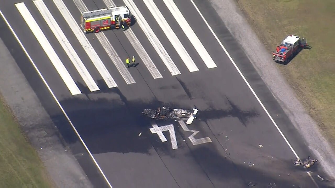 THREE KILLED IN INFERNO AS PLANE ERUPTS IN FLAMES AT SHELLHARBOUR AIRPORT second image