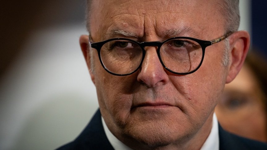 Albanese Braces for Trump Showdown as World Teeters on Brink