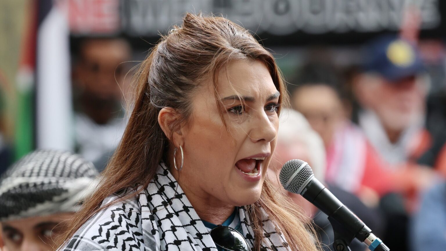 Lidia Thorpe Fury Ignites “Burn Down Parliament House”