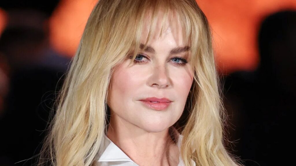 Nicole Kidman “Arrested” On Stage