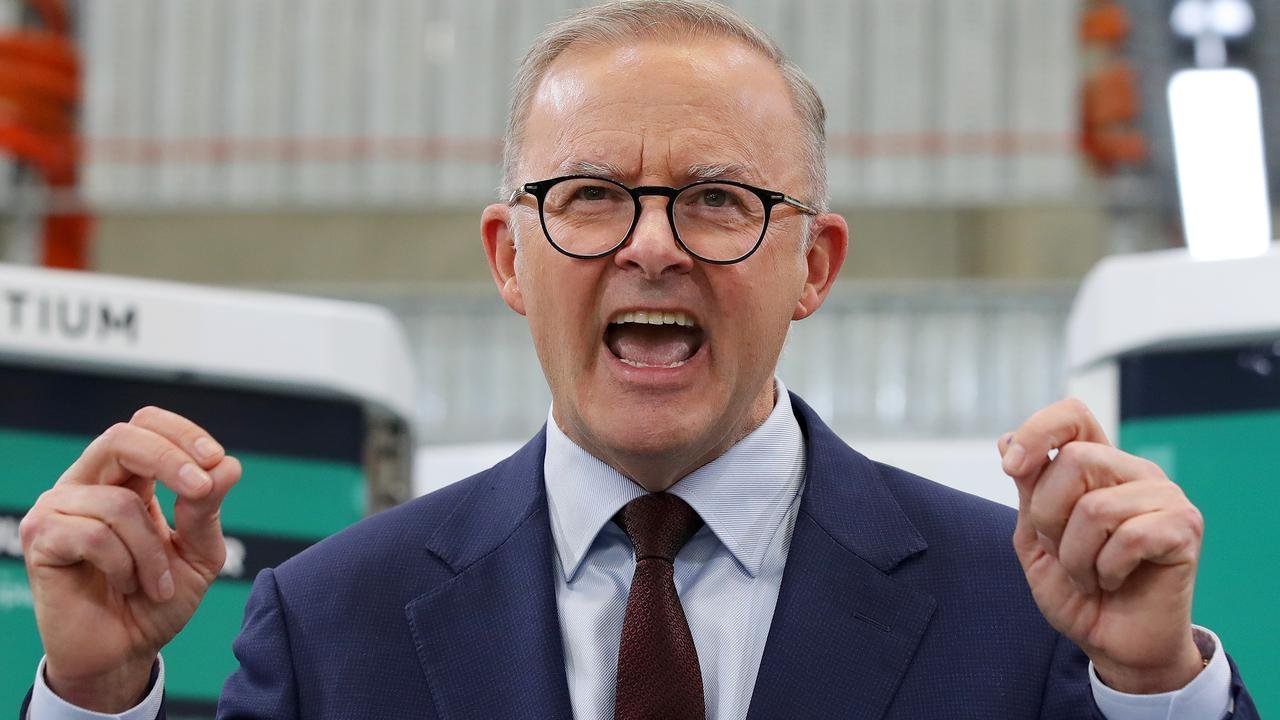 MILLIONS TO GET 3 HOURS FREE ELECTRICITY IN RADICAL NEW SOLAR REVOLUTION second image