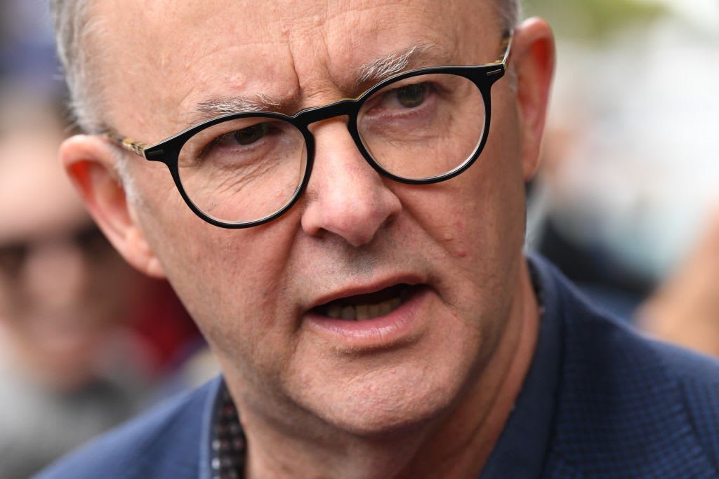 Australia’s Housing Market ERUPTS Home Prices Skyrocket