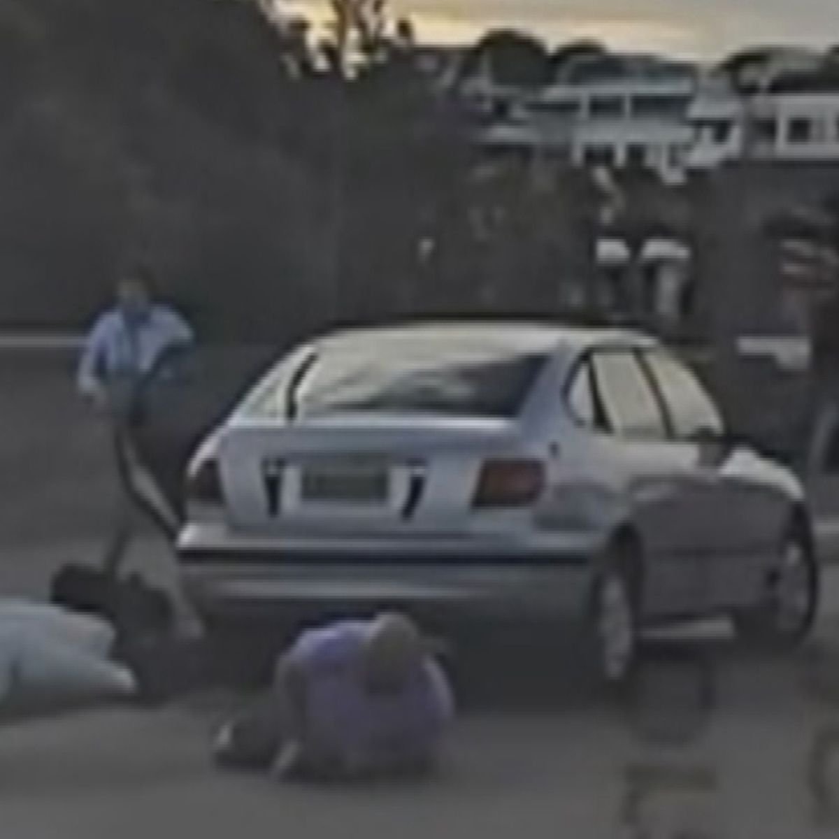 Heroic Bystanders' Desperate Bid to Disarm Bondi Gunman Ends in Tragedy second image