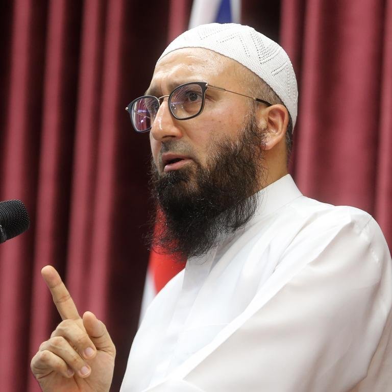 Islamic Leader Slams Terror 