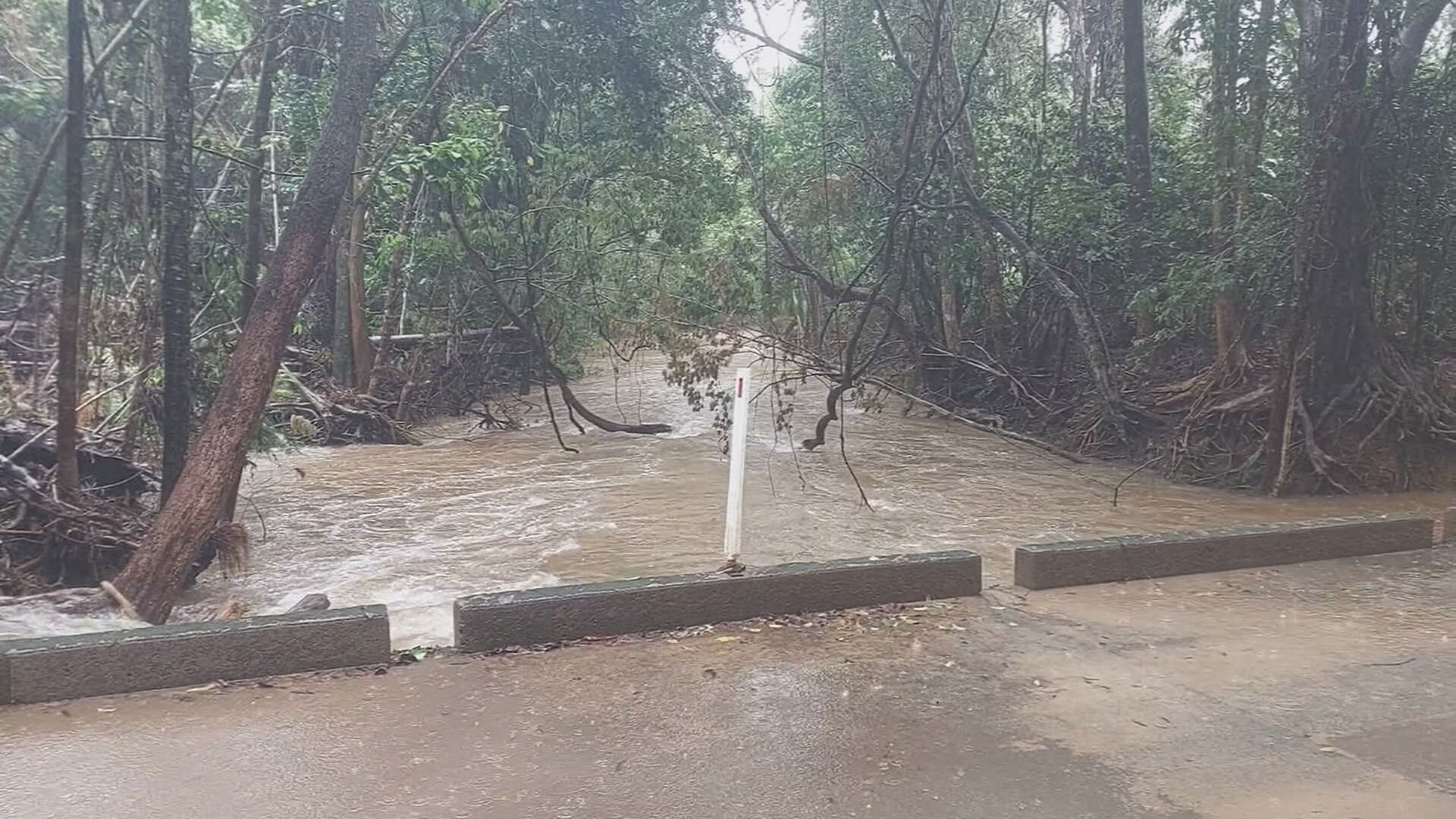 MONSTROUS STORM SYSTEM UNLEASHES TERROR ON NORTH QUEENSLAND - Second Image