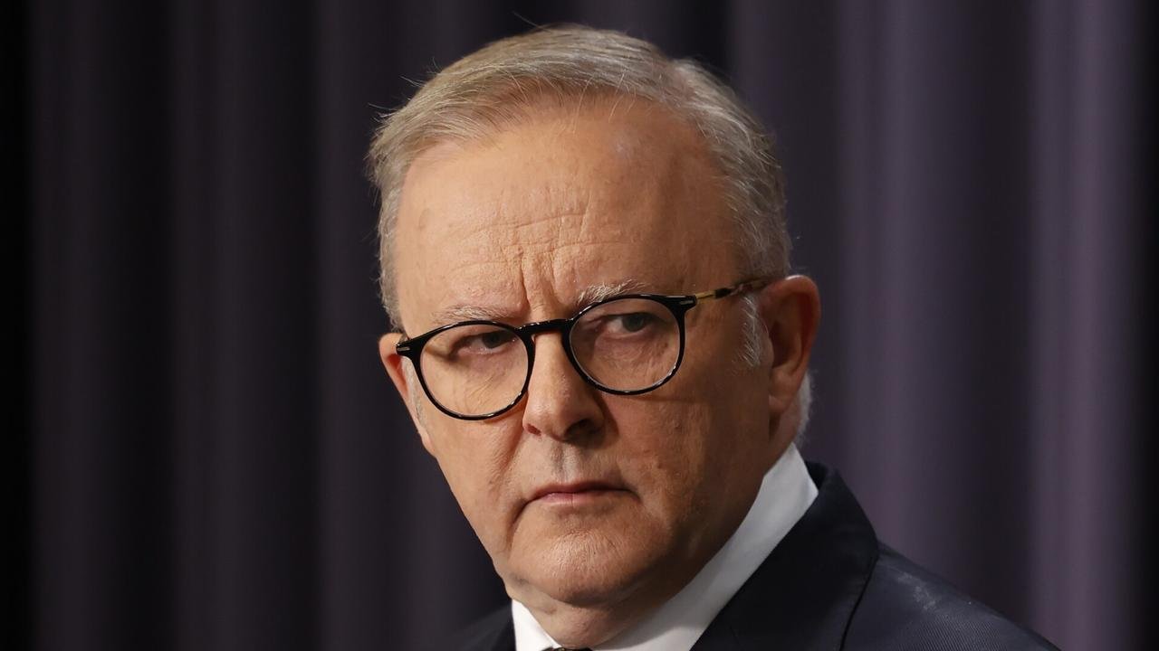 Australia Plunges $660bn into Red Ink, Sparks Financial Meltdown Fears - Second Image