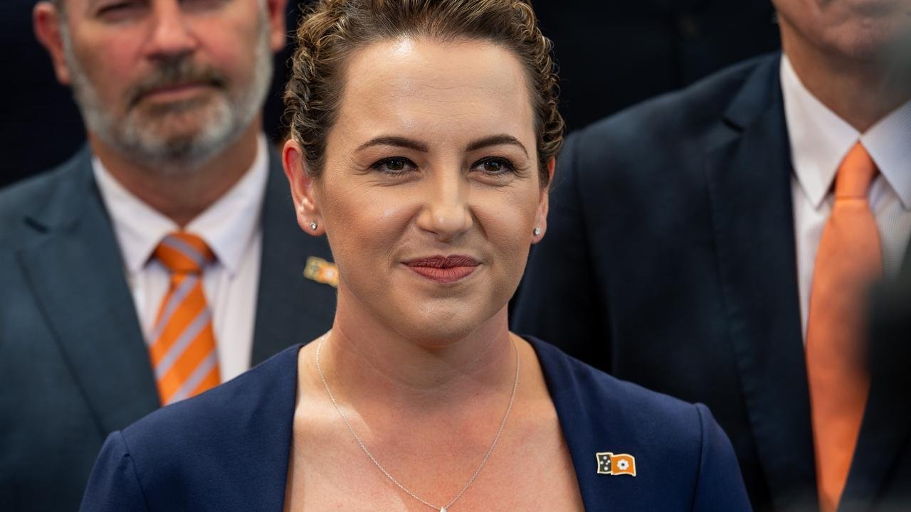 Scandal Rocks NT as Chief Minister Defends Controversial Administrator Pick - Second Image