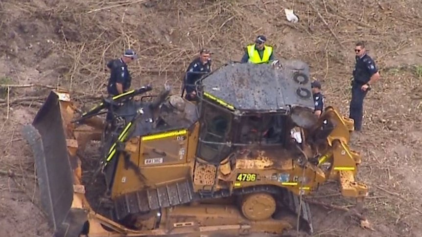 Bulldozer Crushes Worker to Death at Port of Brisbane Construction Site - Second Image