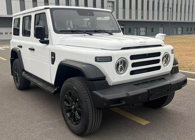 Chinese Off-Roader Giant 212 Spotted Testing in WA Outback - Second Image