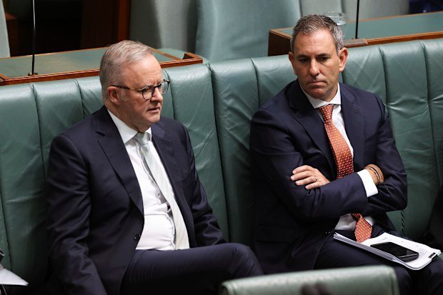 $15 Billion Green Gamble Sparks Inflation Fears Across Australia - Second Image