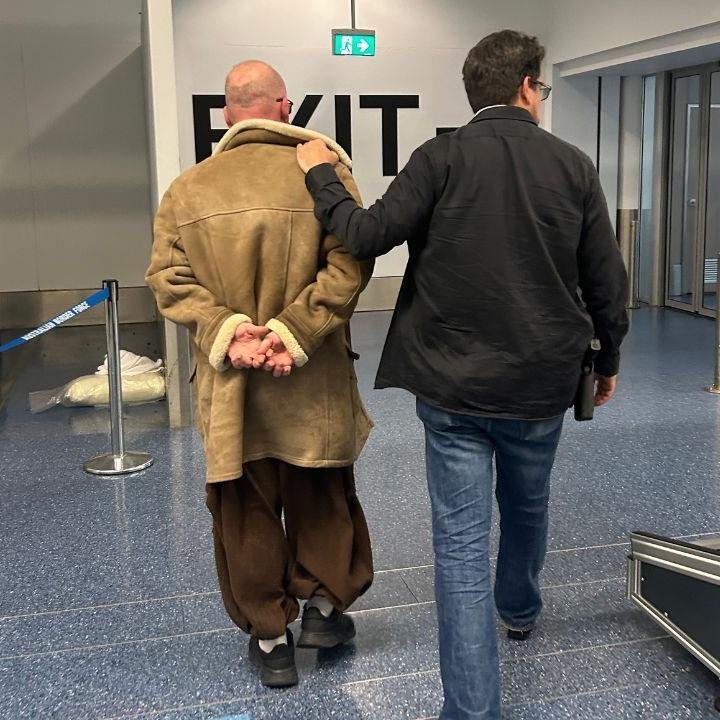 Queensland Pervert Caught at Sydney Airport with Sick Child Sex Plan - Second Image