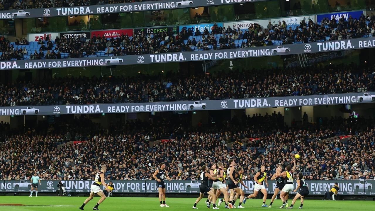 Tragedy Strikes MCG Fan Dies During Richmond-Carlton Thriller - Second Image