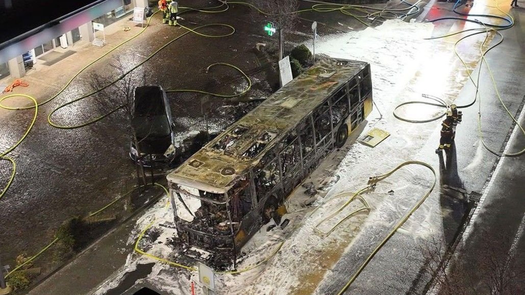 Six Burn to Death in Deliberate Swiss Bus Inferno Horror - Second Image