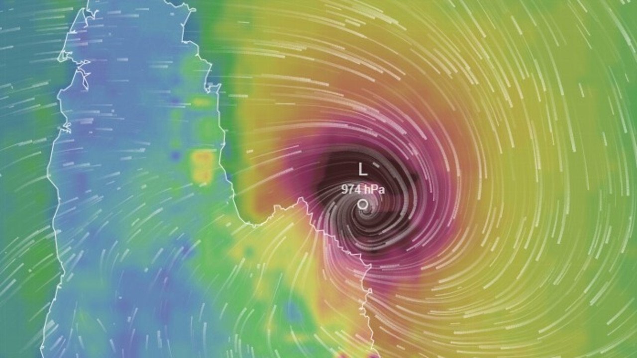 Monster Cyclone Narelle Brings Hell to Far North Queensland - Second Image