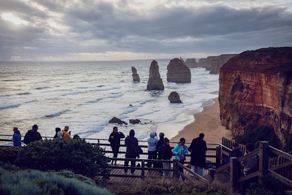 Outrage Erupts Over Radical Fee to Visit Iconic Twelve Apostles! - Second Image