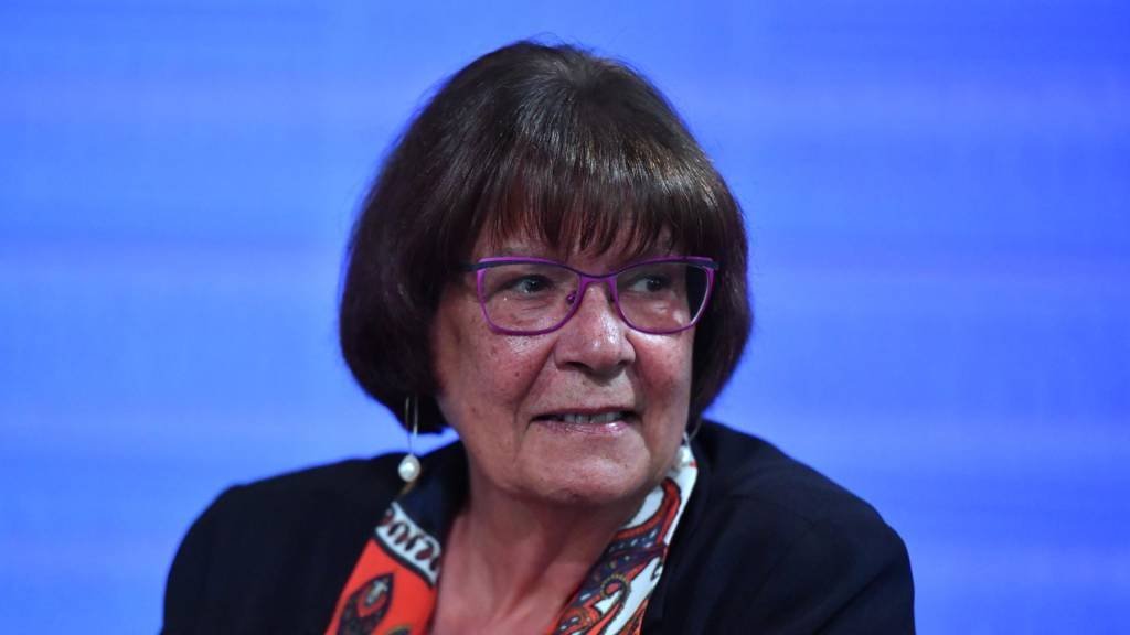 Indigenous Icon Pat Turner Steps Down Amid Cheers and Tears - Second Image