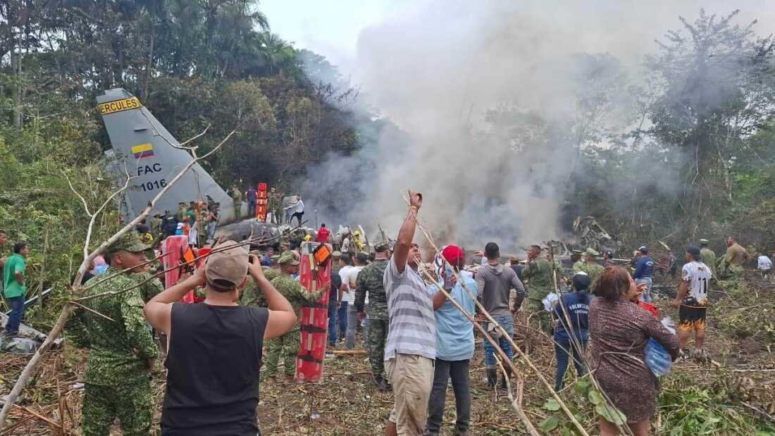 DEADLY PLANE CRASH KILLS 66 IN PUERTO LEGUIZAMO, COLOMBIA - Second Image